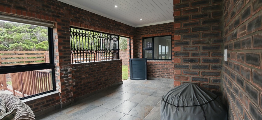 4 Bedroom Property for Sale in Dana Bay Western Cape